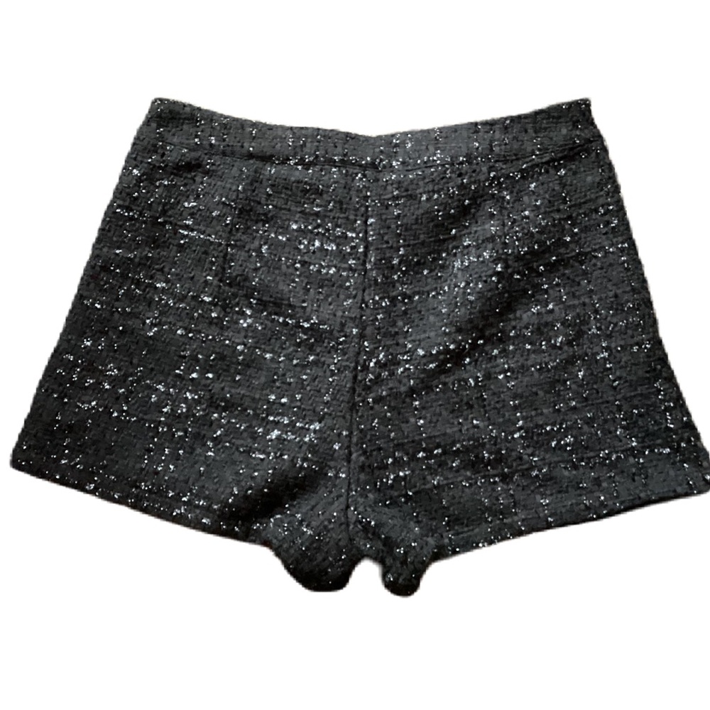 Houndstooth gold embellished shorts. 12 - Picture 2 of 2
